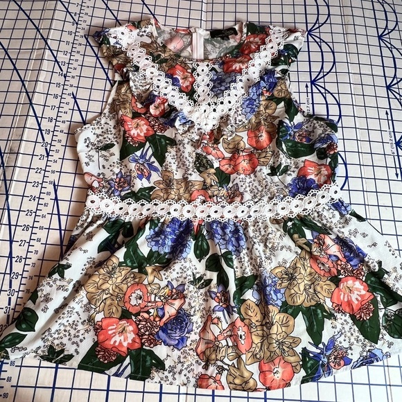 SUZANNE BETRO PEPLUM TOP XL FLORAL LACE BACK ZIP SLEEVELESS - Picture 3 of 8